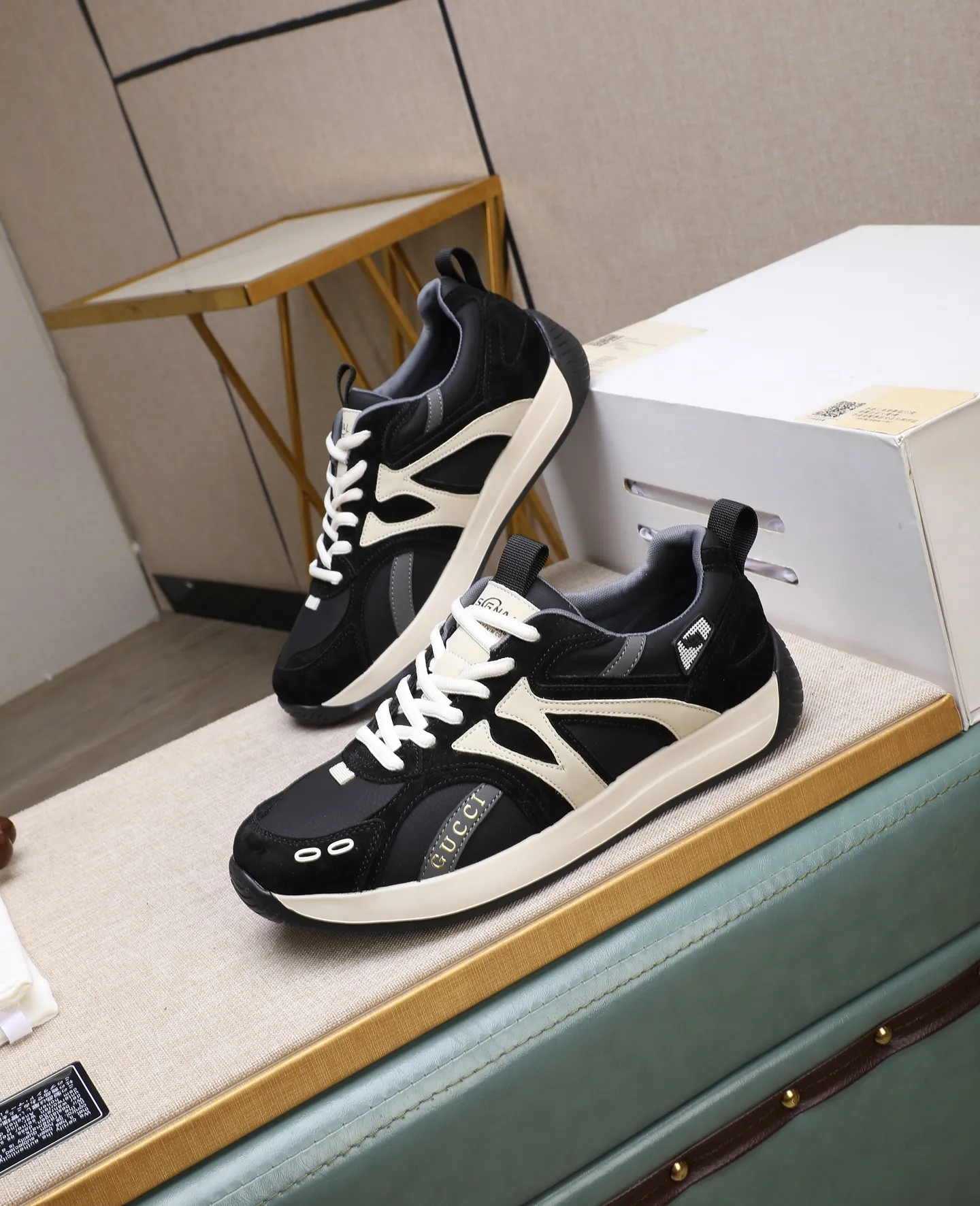 Men's men's shoes 💰440 GUCCI🔍🔍The latest model is on sale at the same time at the counter. Original calfskin imported from Italy, genuine leather lining, (high-end, noble, and classy) with exquisite workmanship. Sole: Original sole provided by the original factory, ⚠Exclusive double-layer movable molded sole super comfortable⚠, real shot 🎬The real thing is better🔍🔍"High quality·Follow the order" Code number 38-44